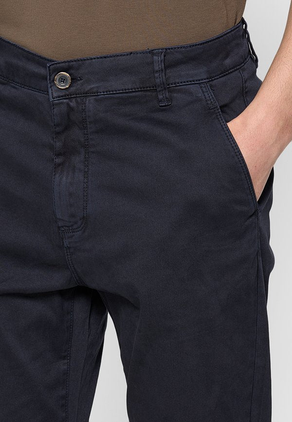 Gaudi SLIM FIT