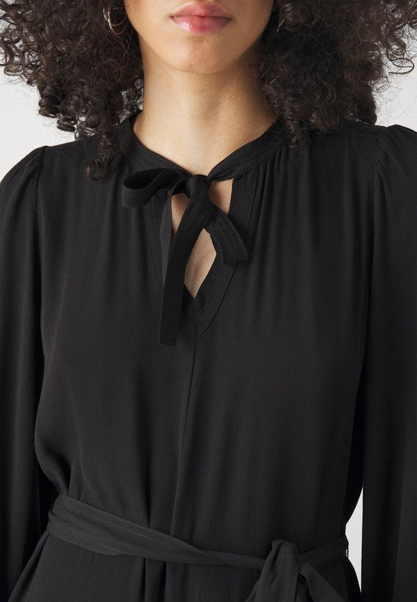 Bruuns Bazaar LILLIBBFIORA DRESS