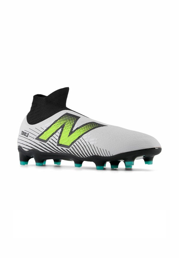 New Balance TEKELA MAGIA