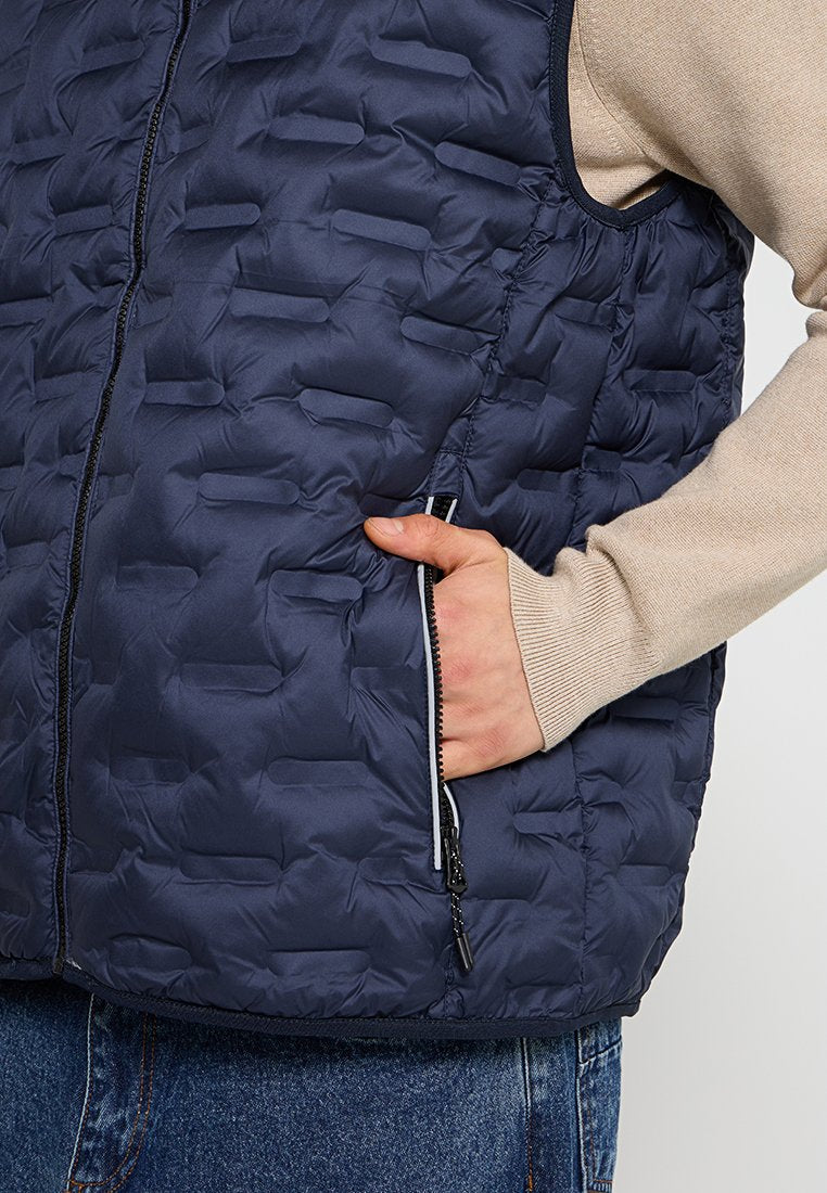 Lindbergh Weste Media 4