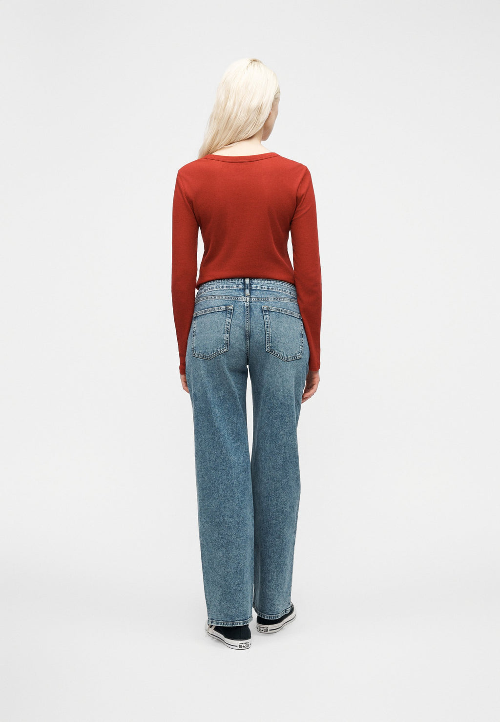 GAP LOOSE MED MARTIN LACE UP
