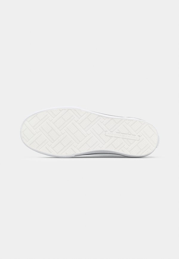Tommy Hilfiger CHIC LOW PROFILE VULC