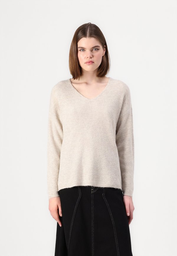 Vero Moda VMCREWLEFILE  V-NECK  - Jumper - birch/silver coloured