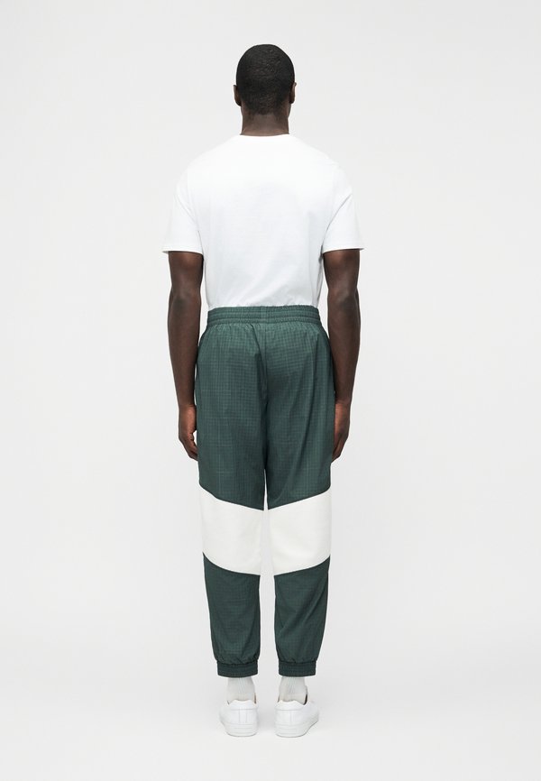 EA7 Emporio Armani TRAIN LOGO SERIES