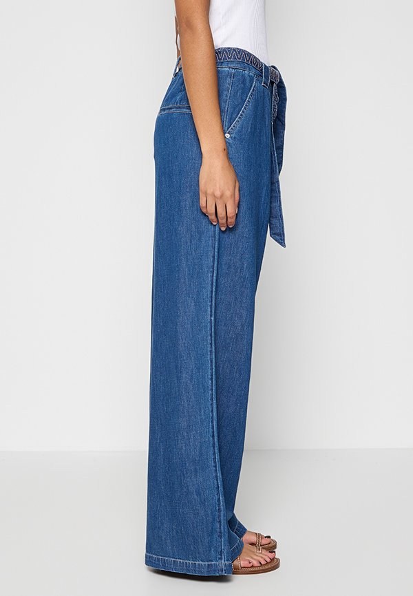 Scotch & Soda SUMMERY