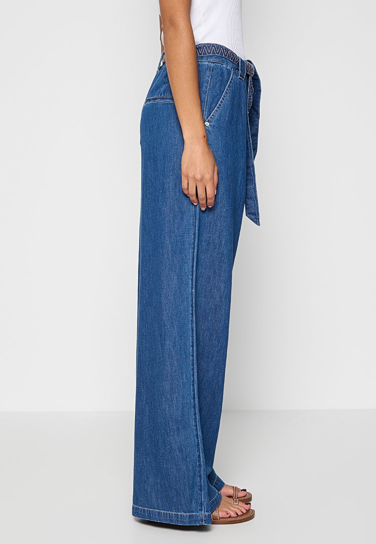 Scotch & Soda SUMMERY