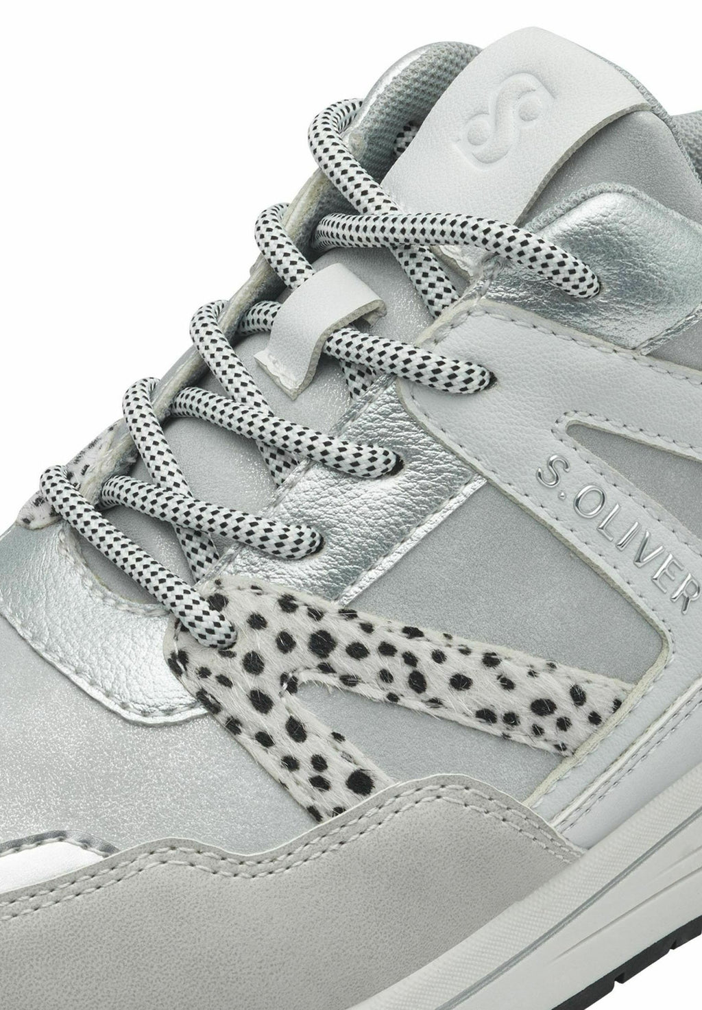 SNEAKER Media 5