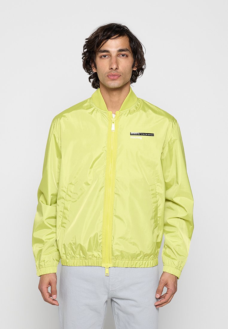 Armani Exchange Bomberjacke Media 1