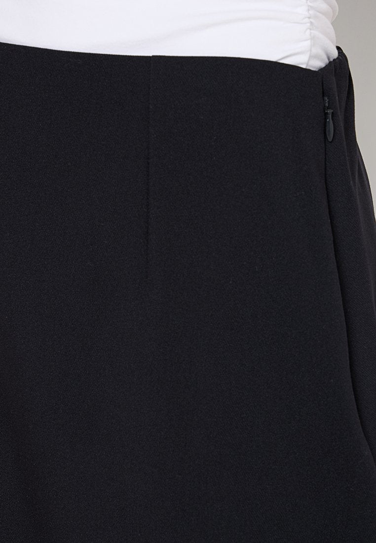Abercrombie & Fitch MAY TAILORED MINI