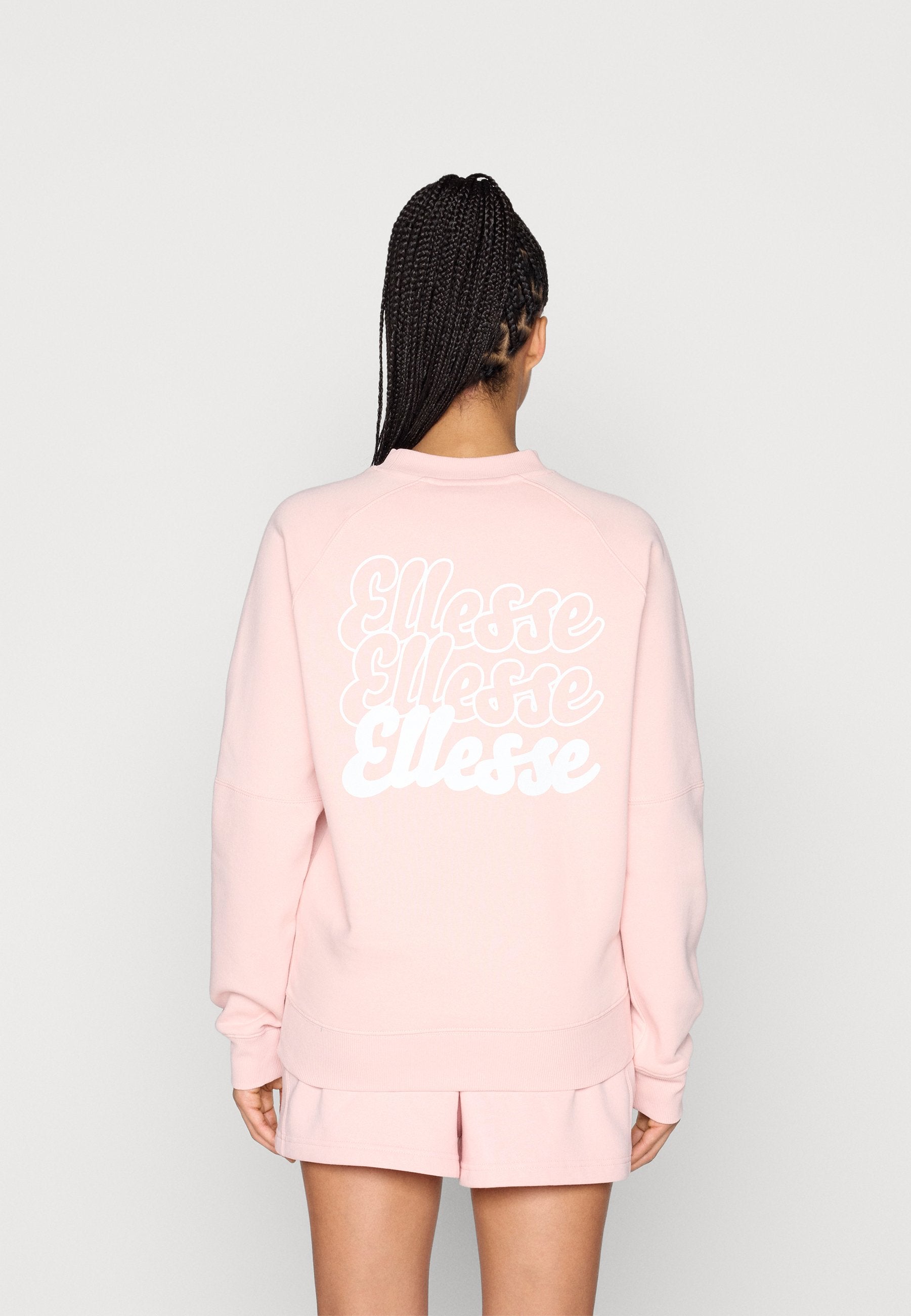 Ellesse ISSIE