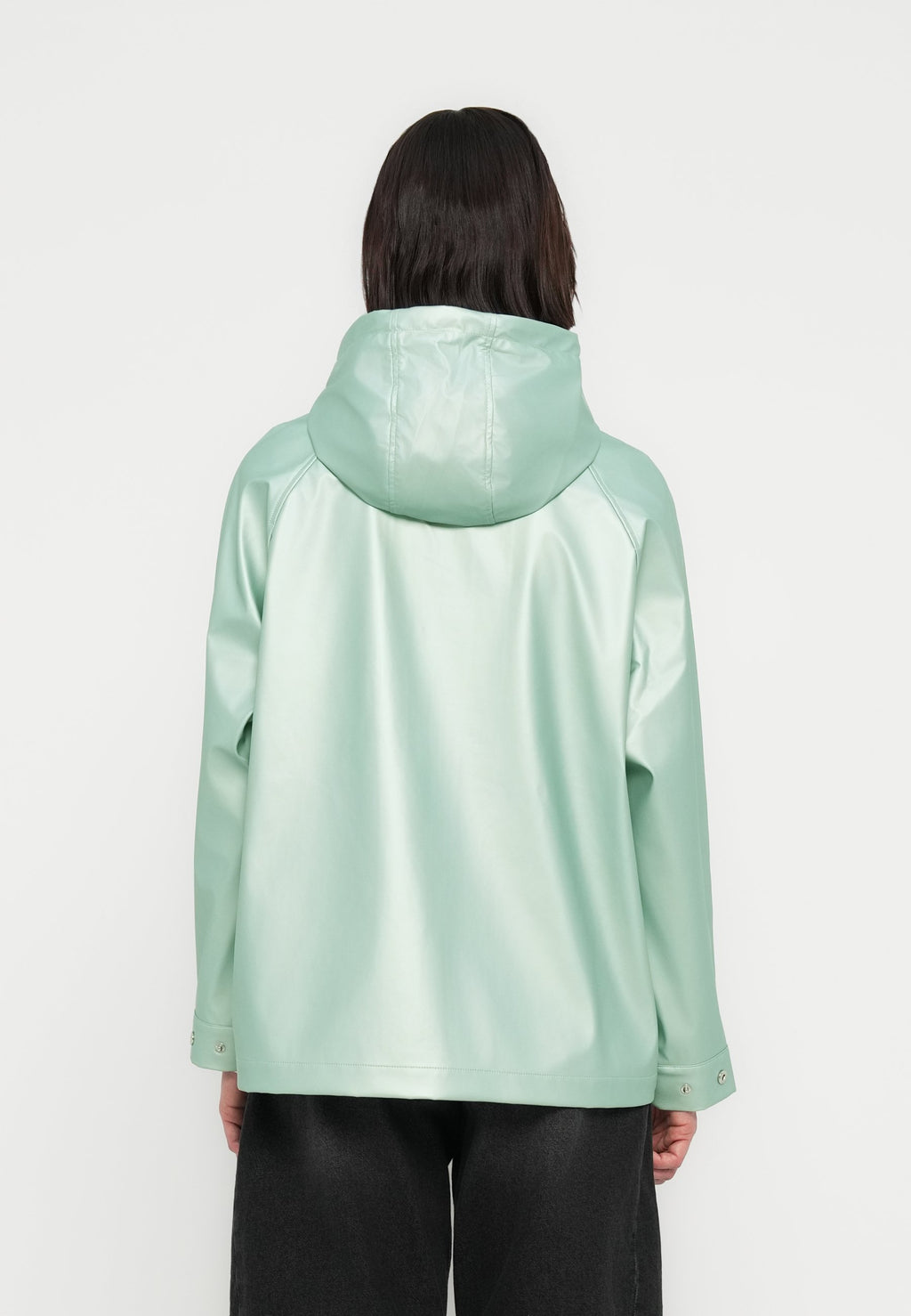 ONLEBEN SHINE SHORT Media 4