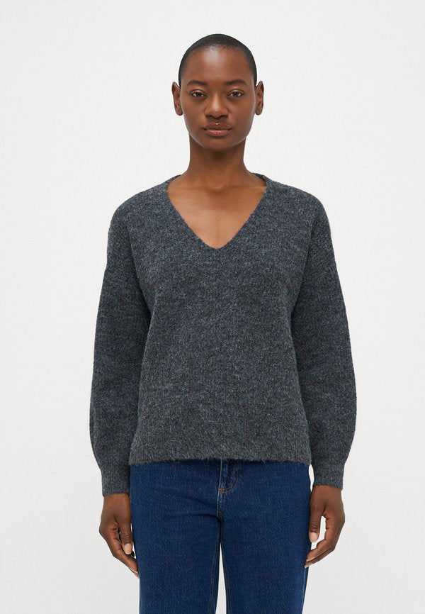 Vero Moda Petite VMDESMA V NECK - Jumper - dark grey melange