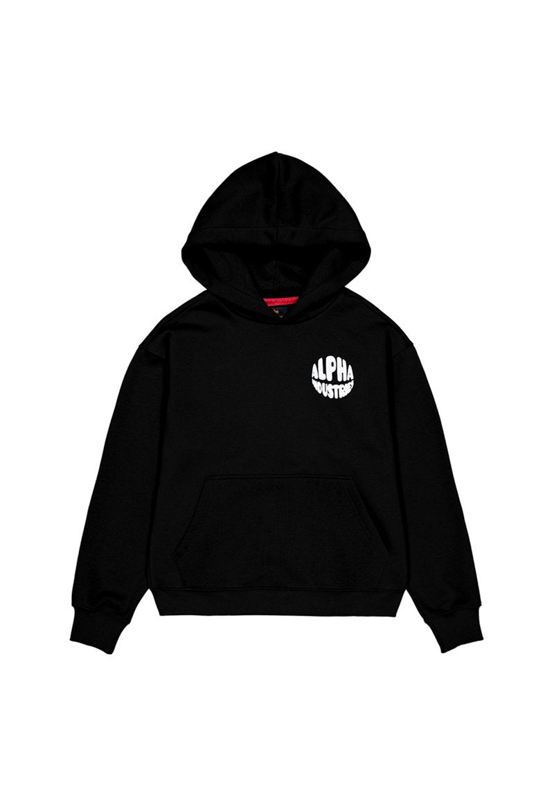 Schwarzer Hoodie mit einer Kängurutasche und gerippten Bündchen. Mit dem weißen "ALPHA INDUSTRIES" Logo auf der linken Brust. Weicher Stoff, lässiges Design.