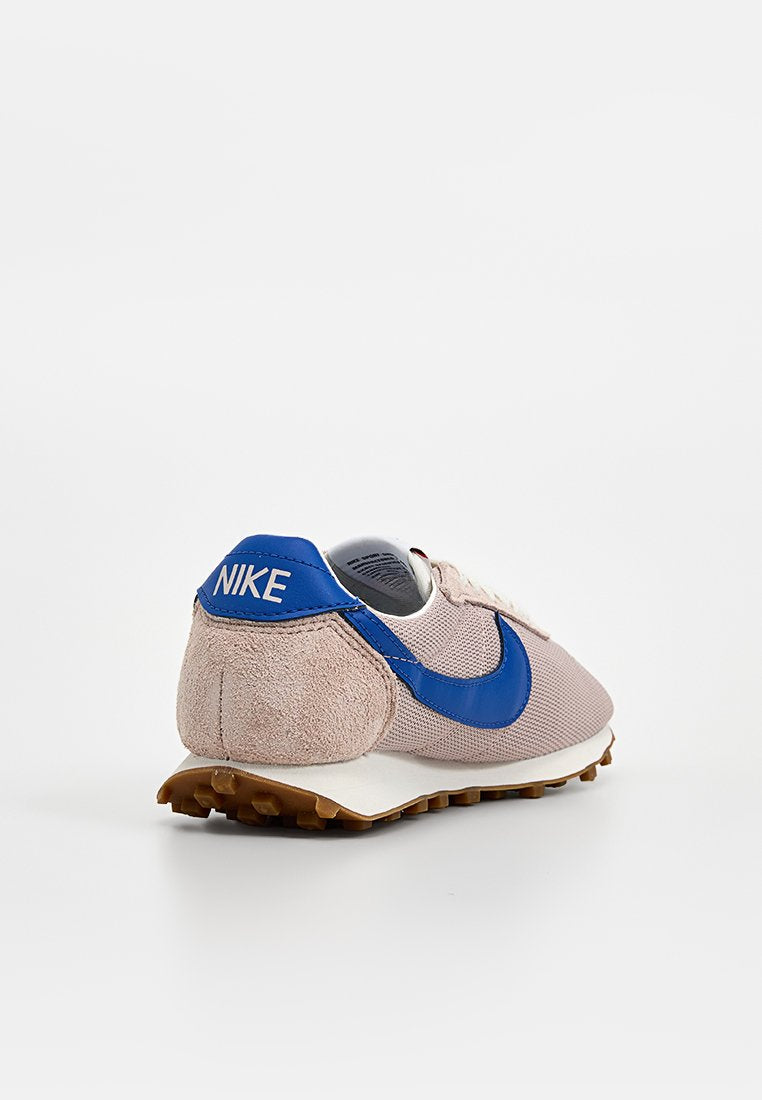 Nike Sportswear LD-1000