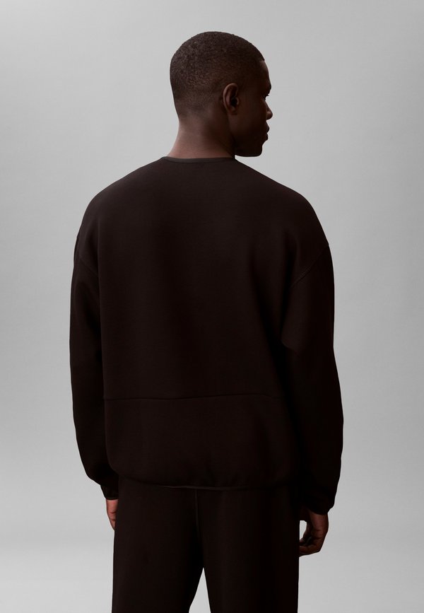Calvin Klein CREWNECK - INTENSE POWER UNISEX