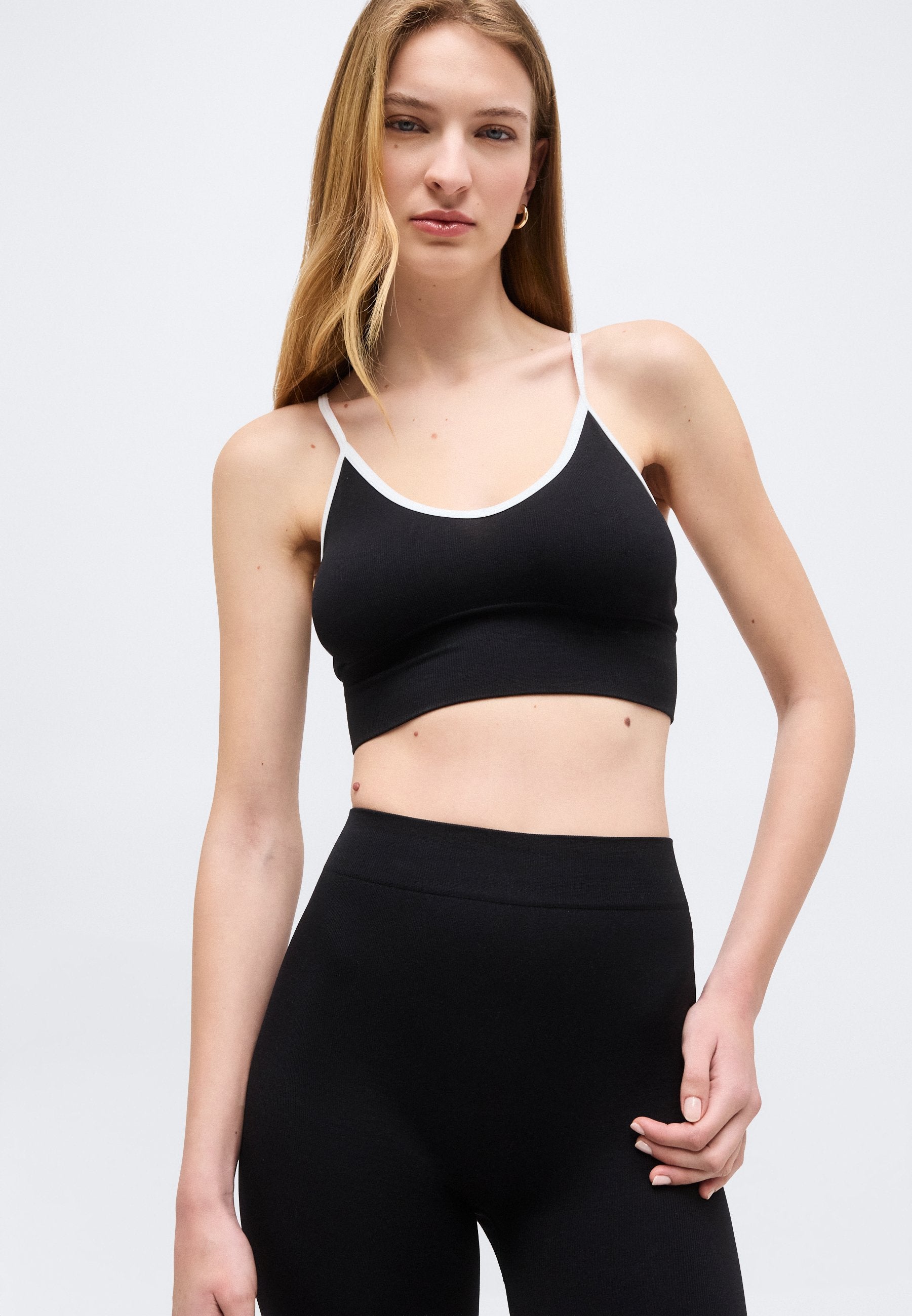 ONLY ONLJUNGLE SEAMLESS V NECK