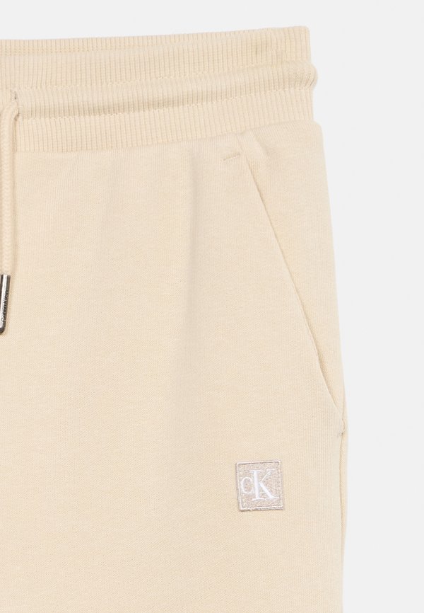 Calvin Klein Jeans MINI BADGE UNISEX
