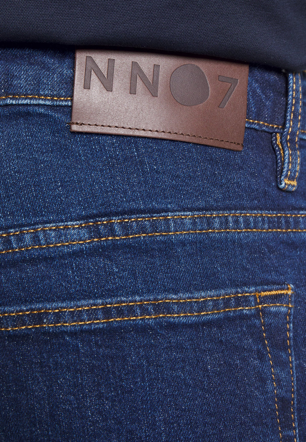 NN.07 JOHNNY