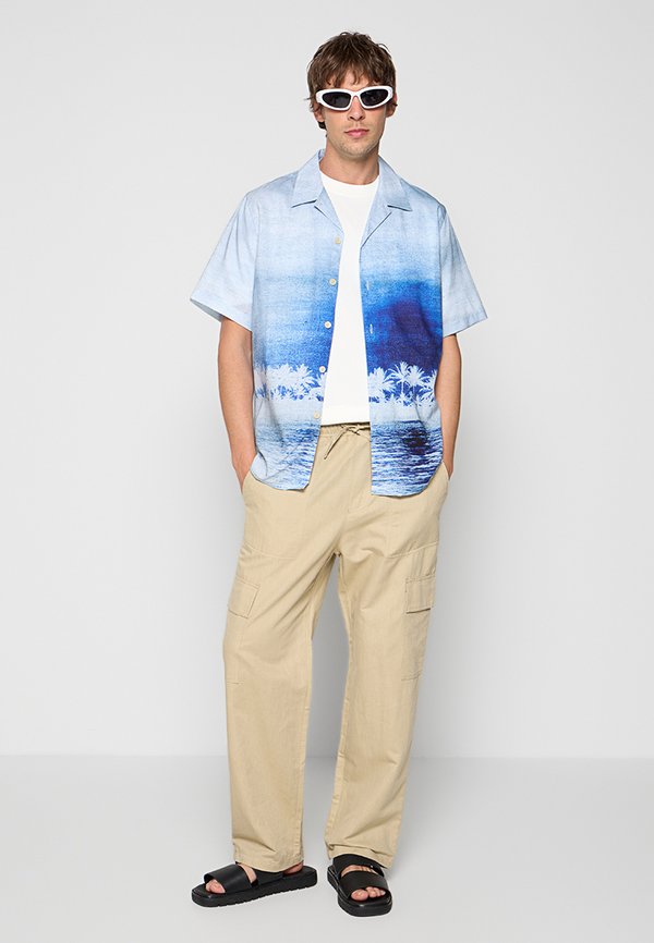 PS Paul Smith CASUAL FIT