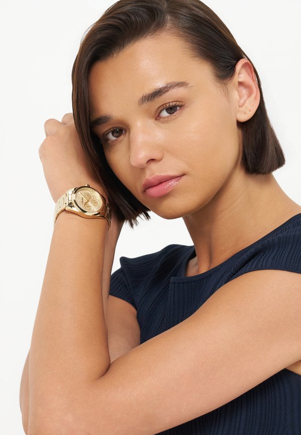 DKNY