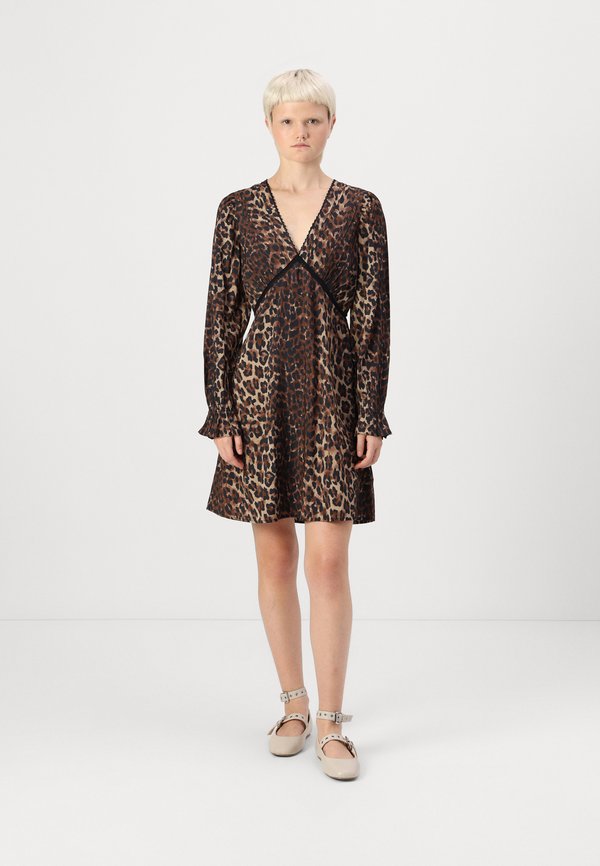 Vero Moda VMWILD V NECK DRESS