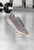 New Balance CATALYST - Training shoe - truffle salt