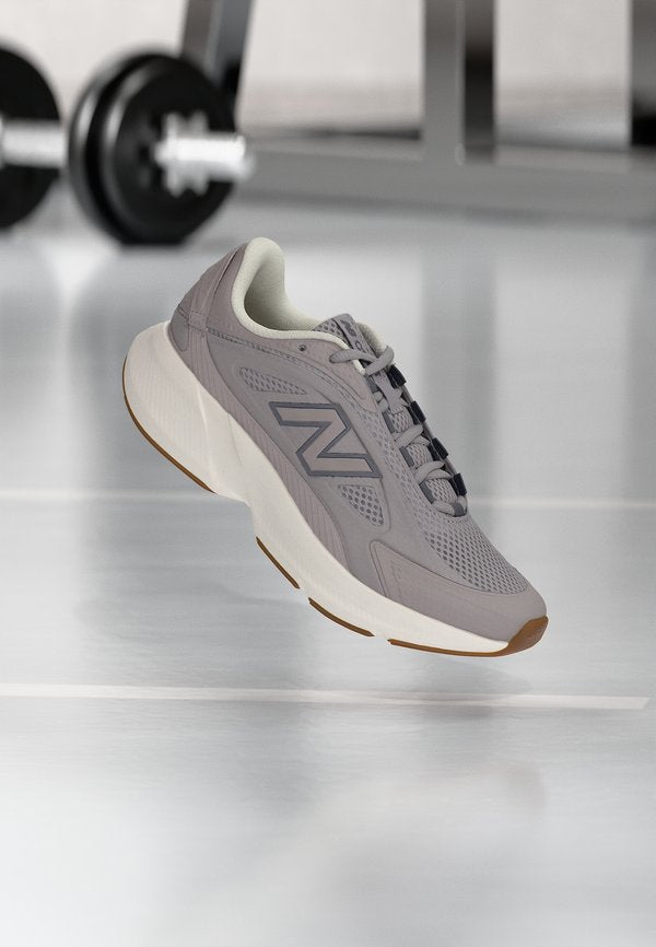 New Balance CATALYST - Training shoe - truffle salt