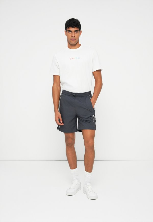 Calvin Klein Jeans