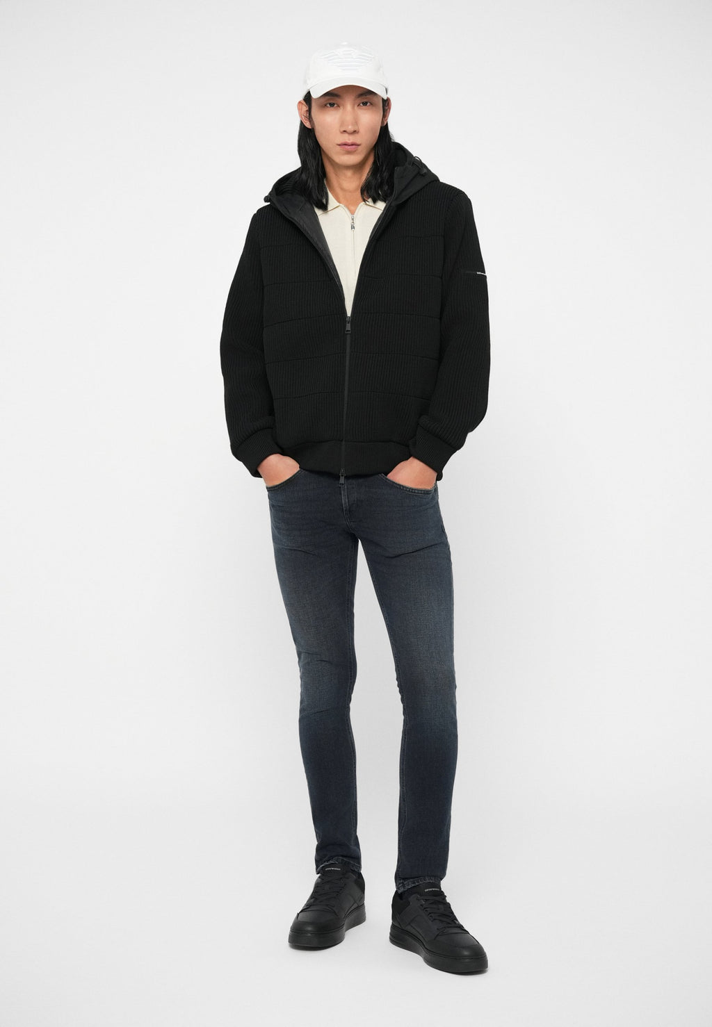 MOUNTAIN JACKET SPECIAL Media 2