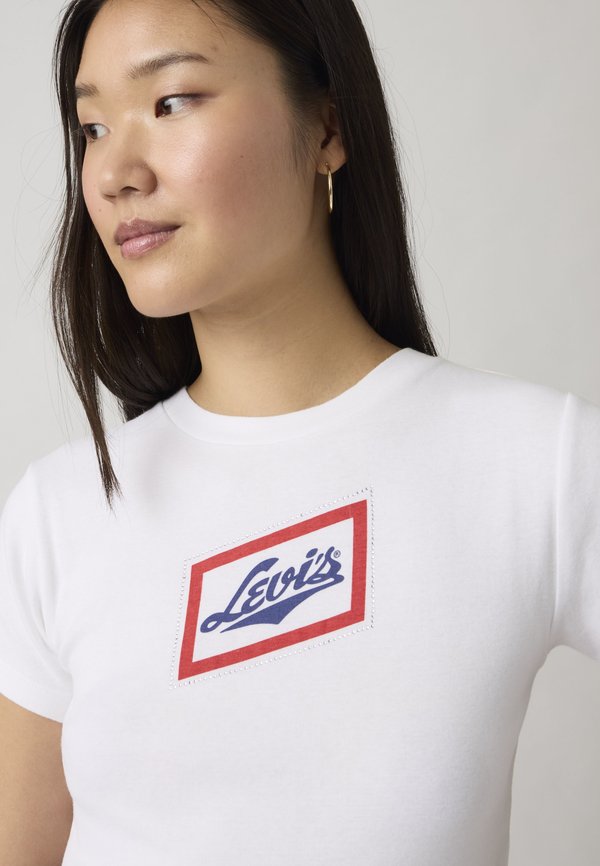Levi's® ESSENTIAL SPORTY TEE