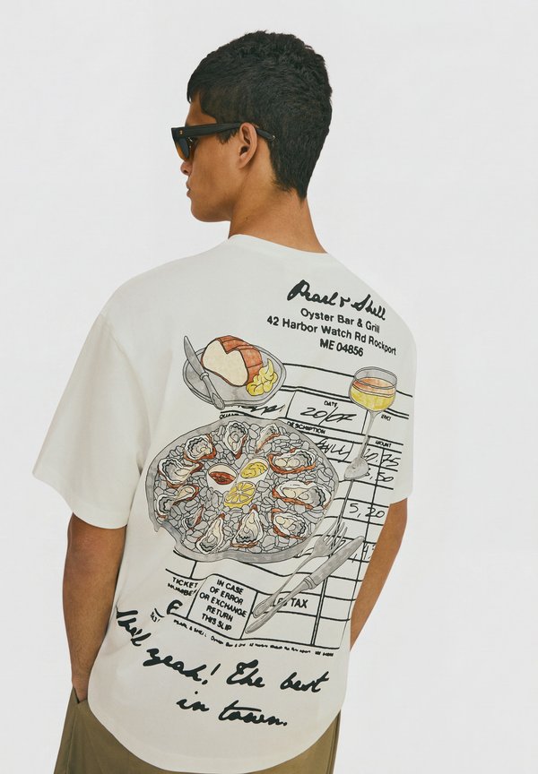 Bershka RELAXED FIT PRINTED T-SHIRT - Print T-shirt - white