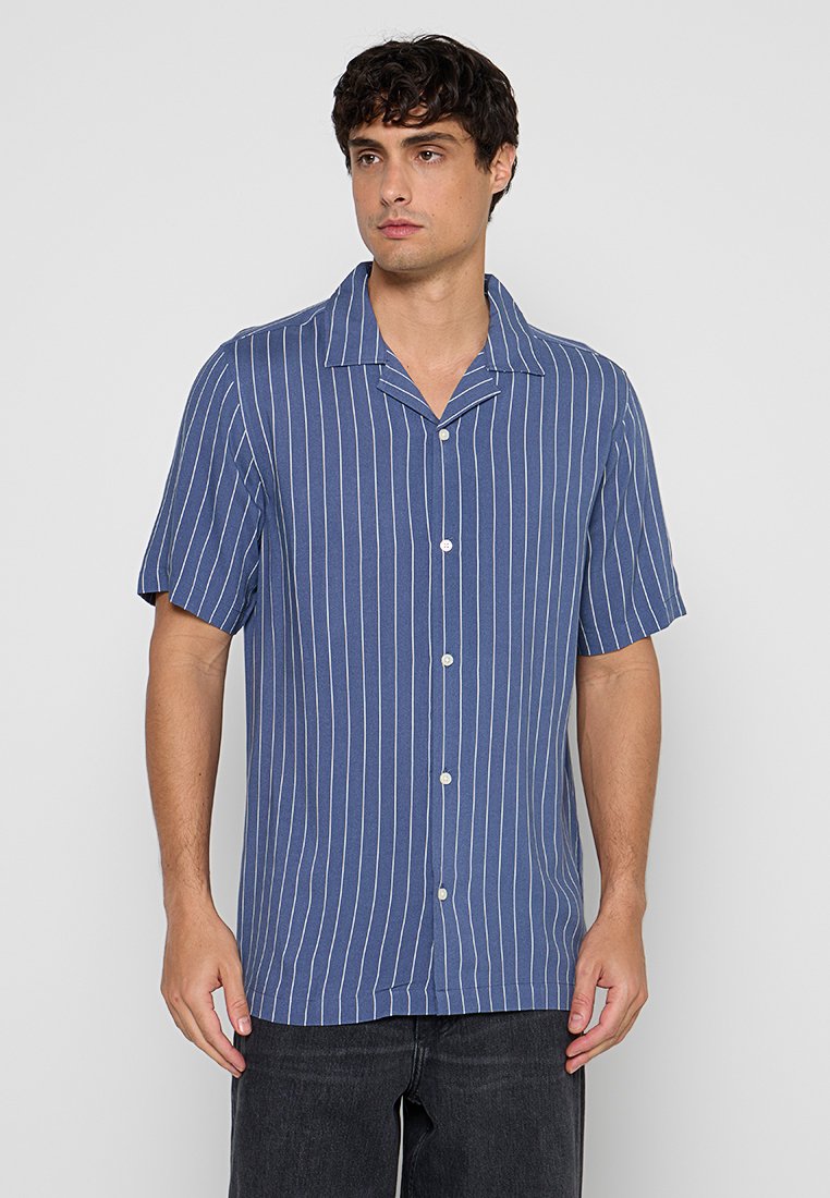 ONSWADE REGULAR FIT Media 1