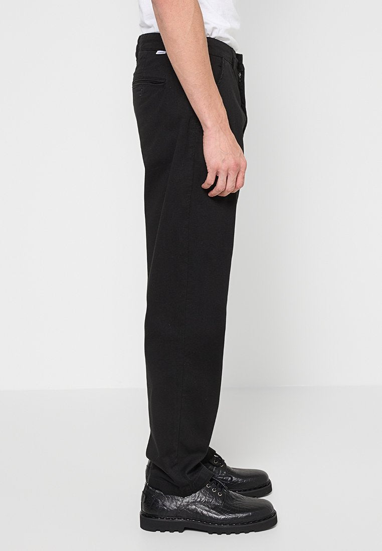 RELAXED FIT Media 2