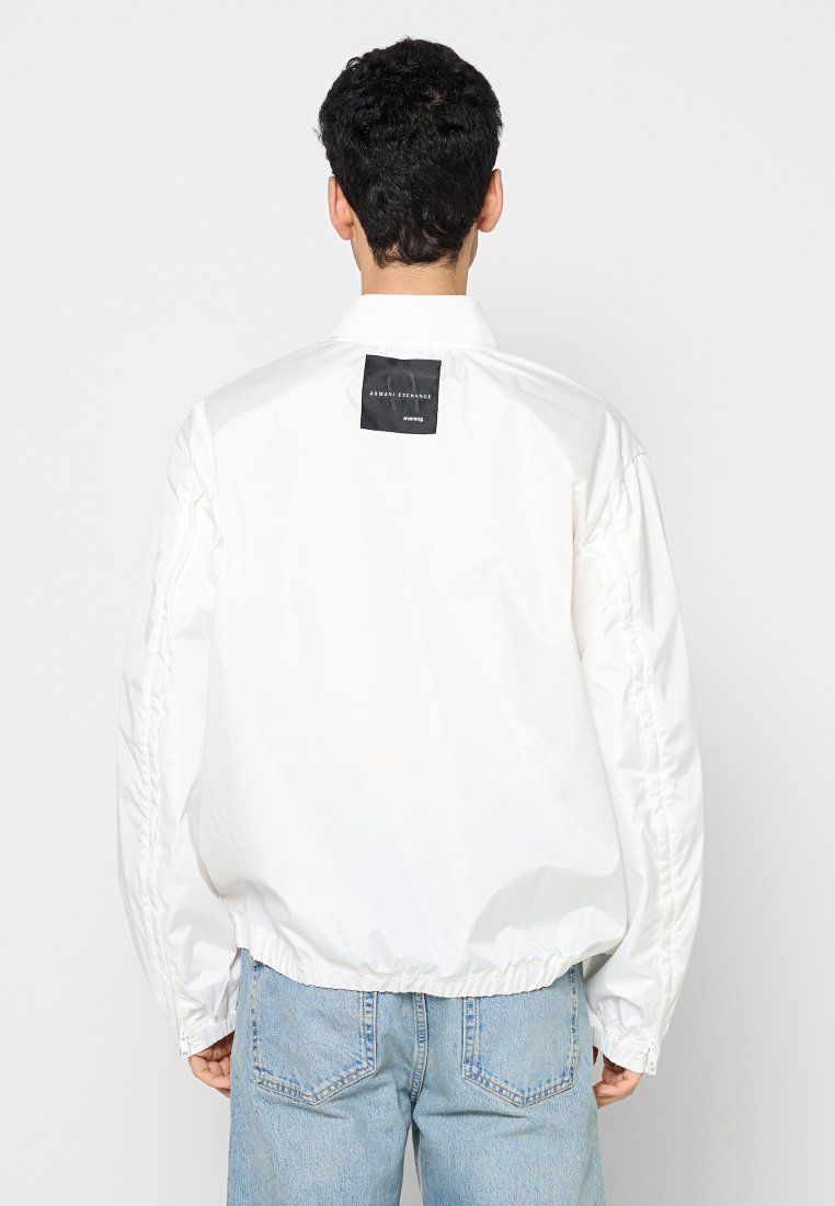 Armani Exchange Bomberjacke Media 3