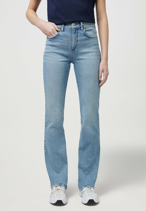 Wrangler BOOTCUT