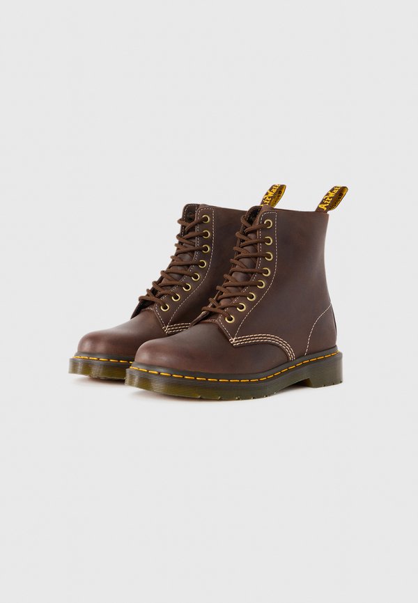 Dr. Martens PASCAL 8 EYE BOOT