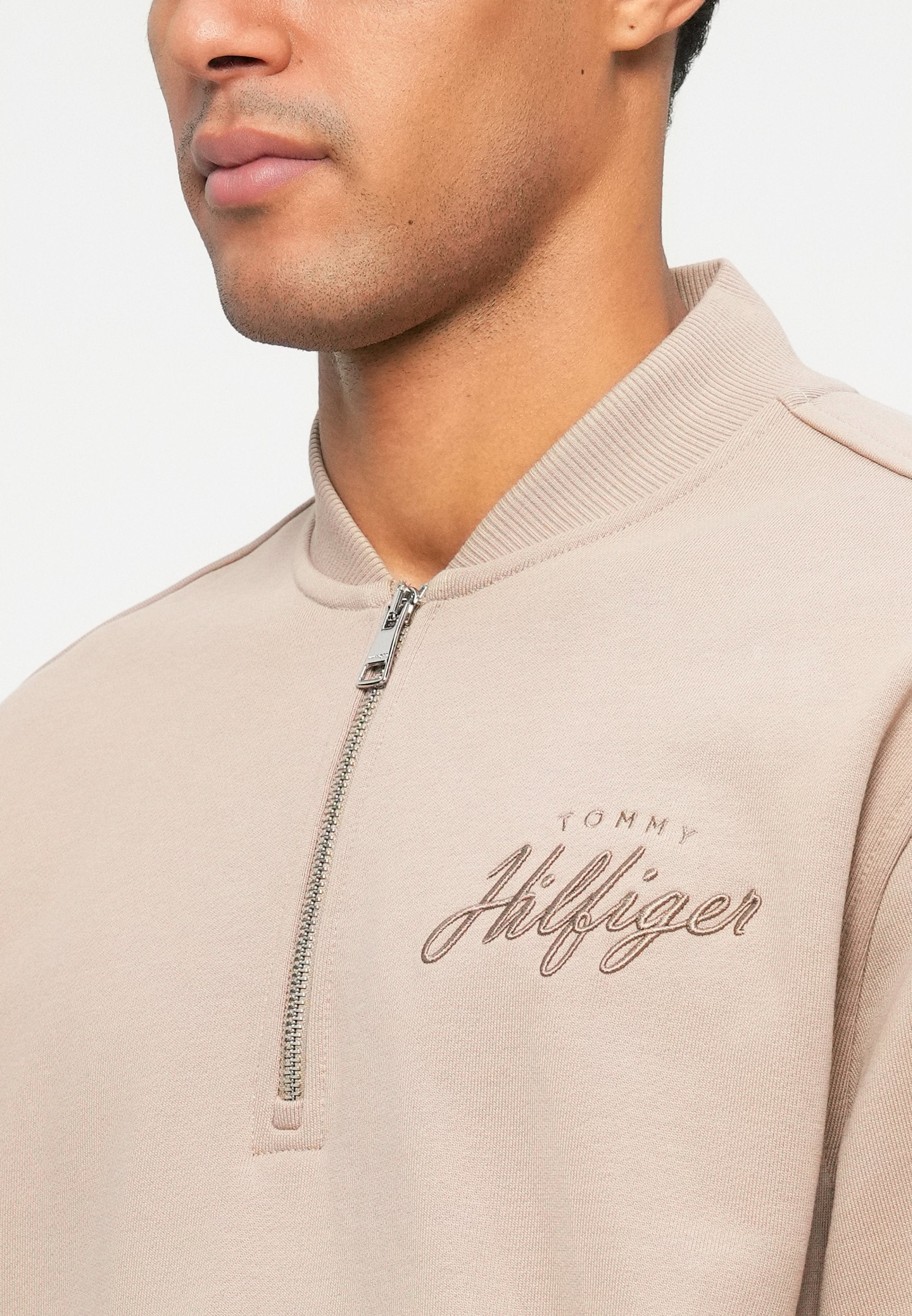 BASEBALL COLLAR QUARTER-ZIP JUMPER Media 6