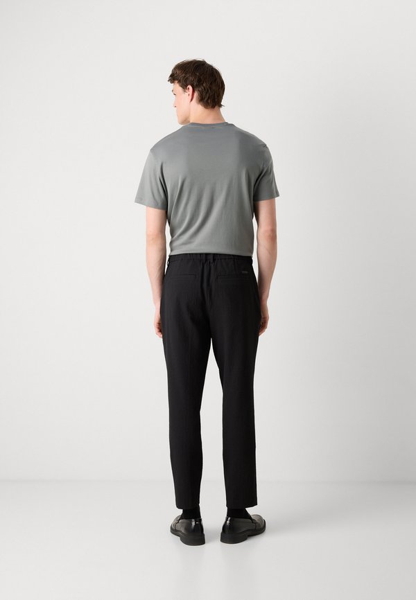 Calvin Klein PULL ON