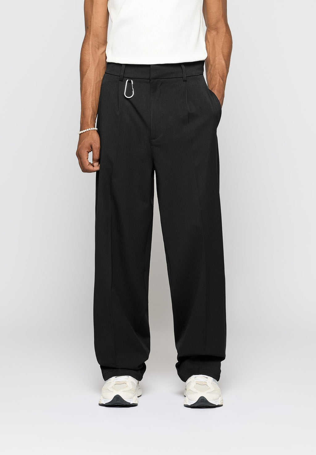 EIGHTYFIVE BAGGY TAILORED PANTS
