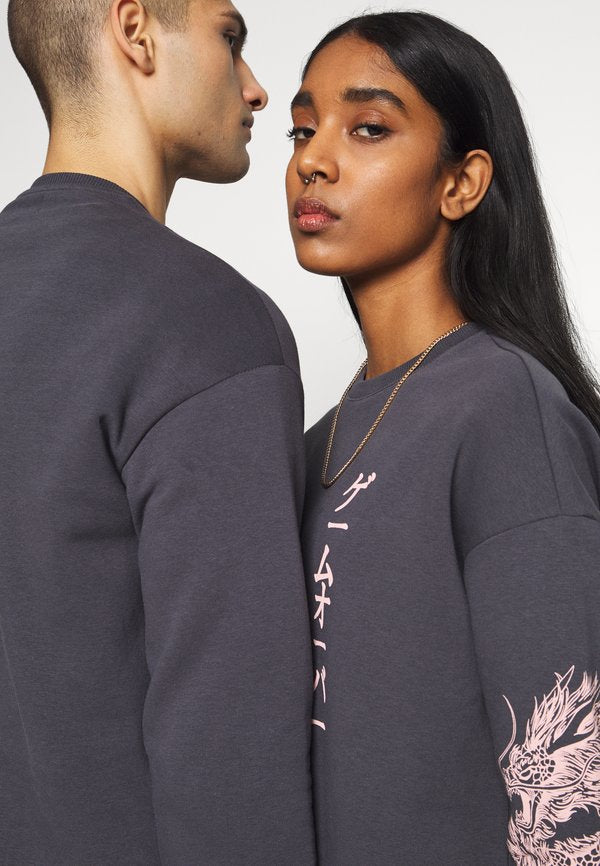 YOURTURN by Zalando SLEEVES DRAGON CNECK