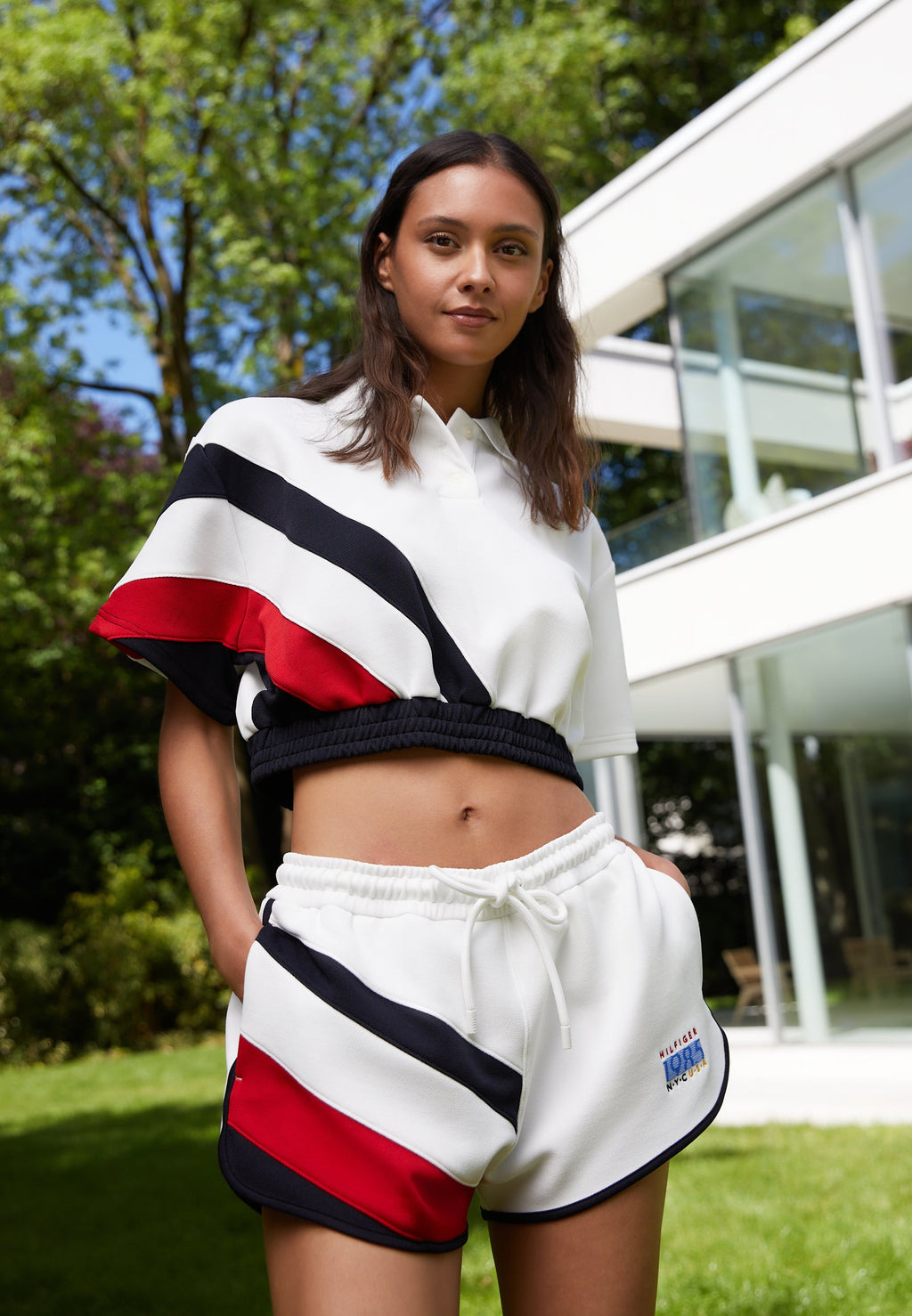 EXCLUSIVE HILFIGER TEAM STRIPE Media 2