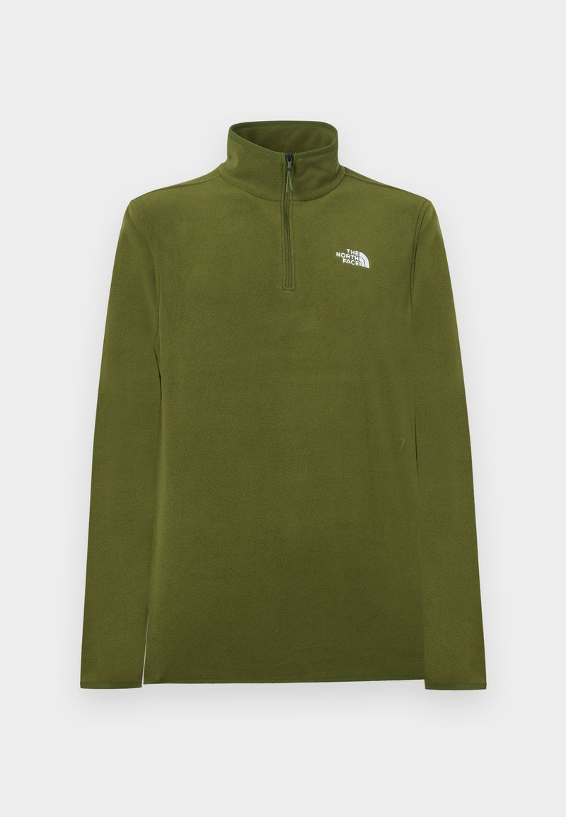 Olivgrüner Fleece mit langen Ärmeln, Viertel-Reißverschluss und The North Face-Logo auf der linken Brust vor hellem grauem Hintergrund.