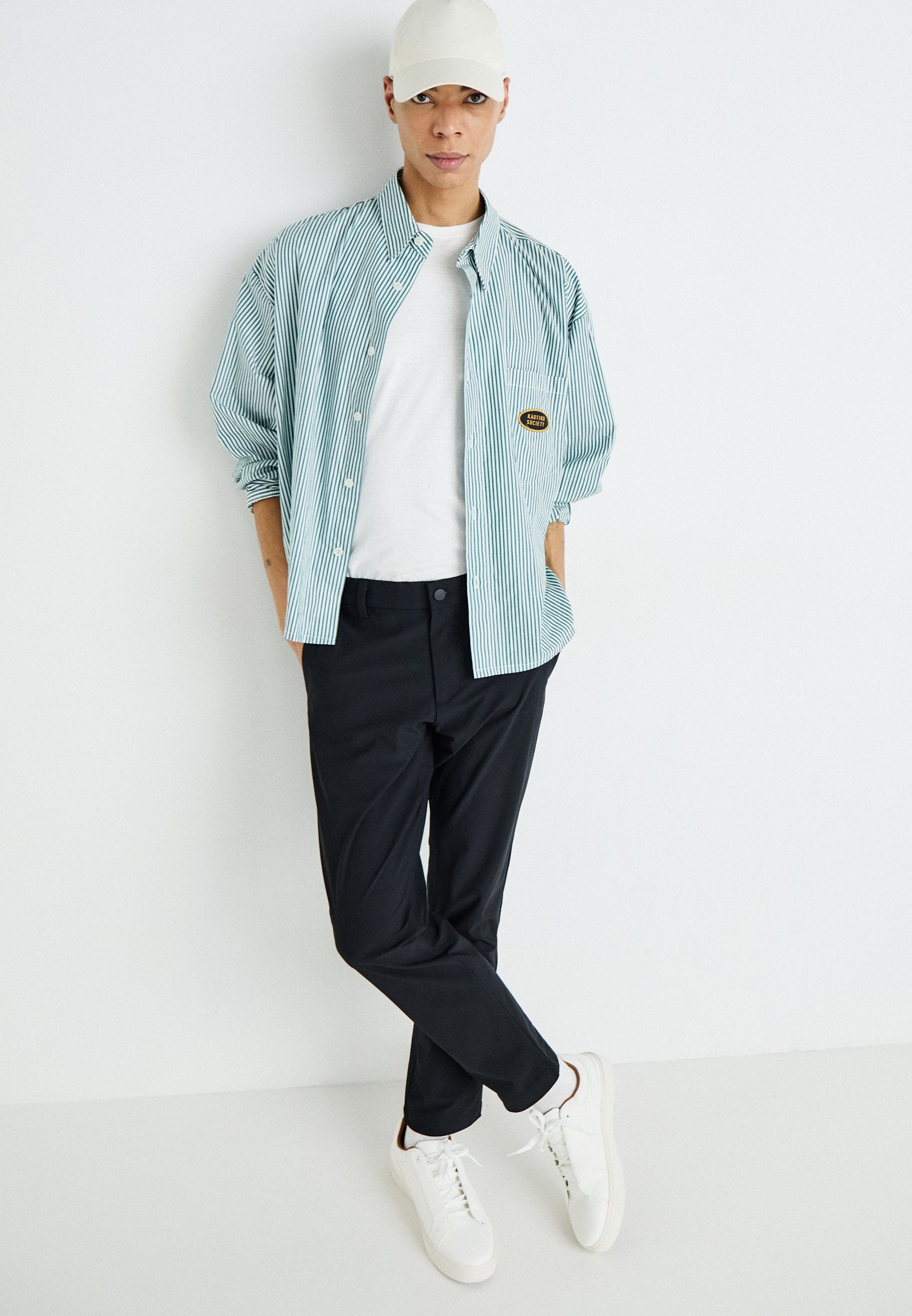 DOCKERS GO AIRWEAVE