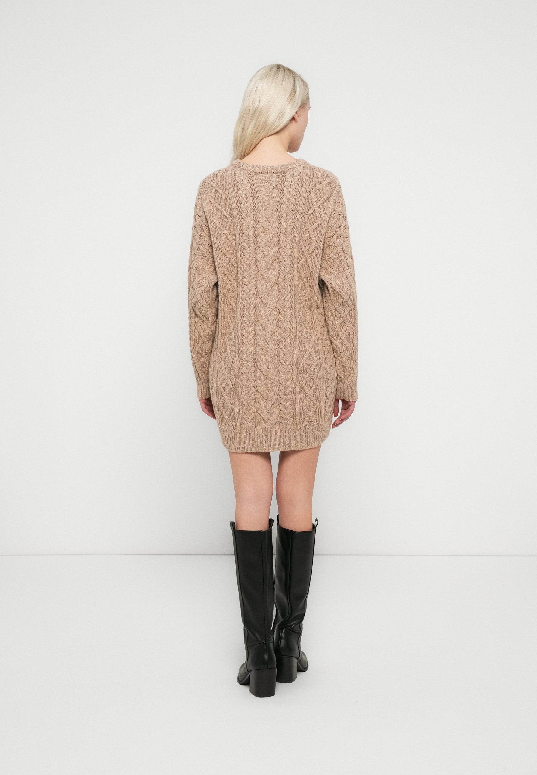 GAP CABLE SWEATER DRESS