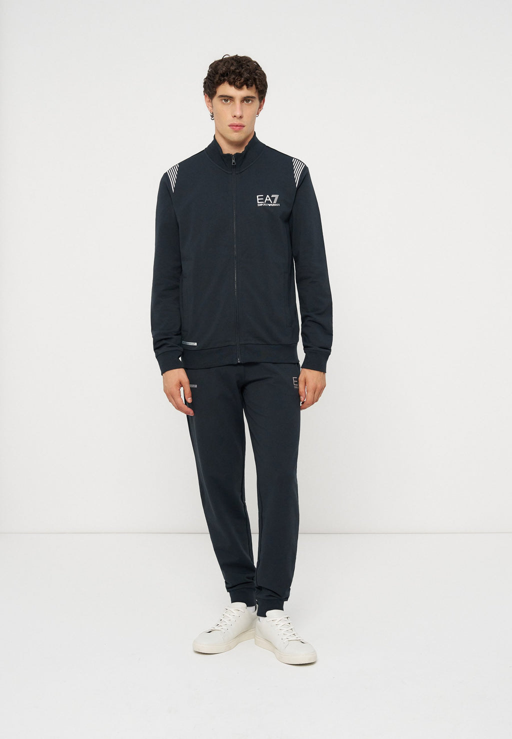 EA7 Emporio Armani Trainingsanzug Media 1