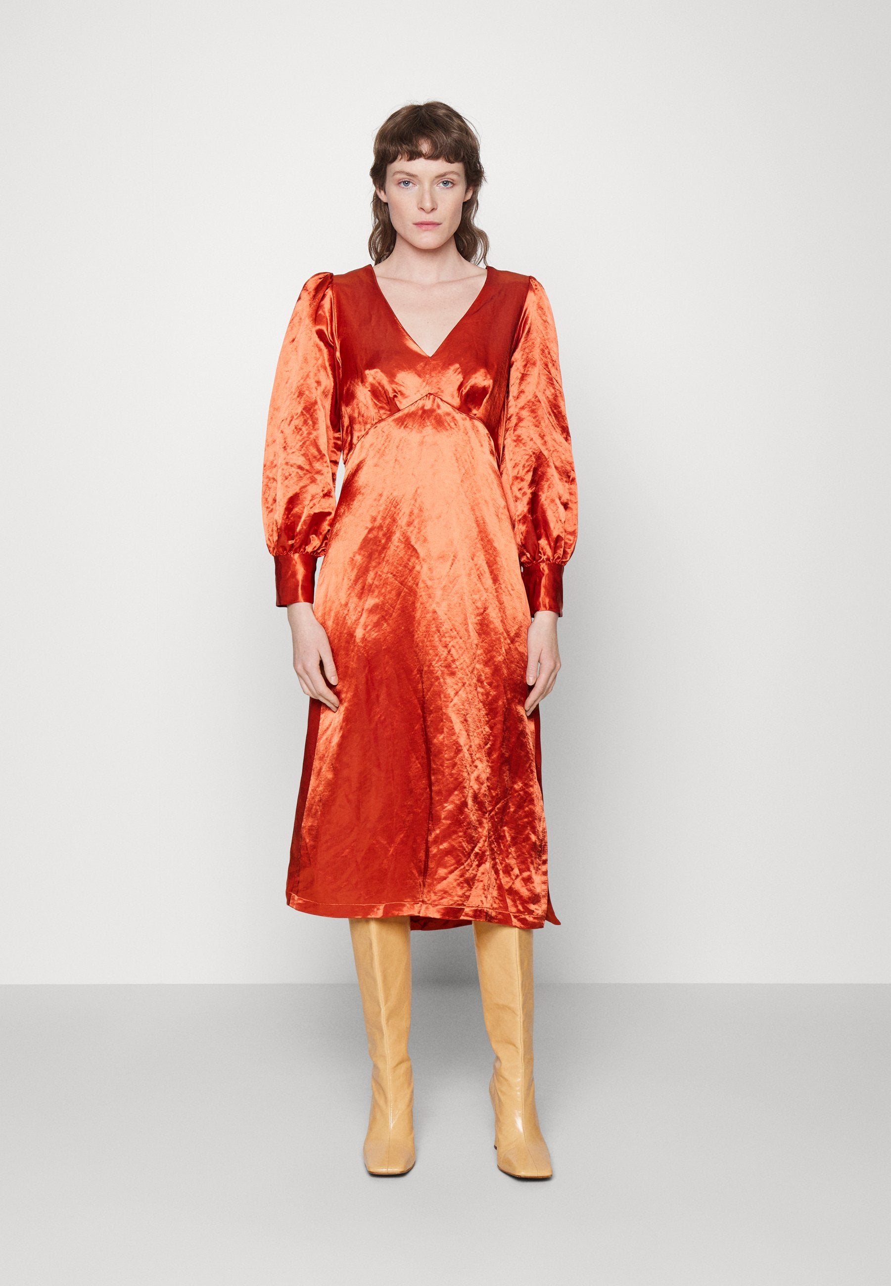 Closet CLOSET LONDON V-NECK MIDI DRESS