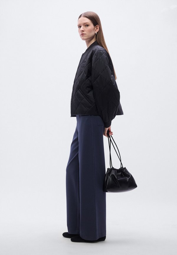 Calvin Klein Jeans LIGHTWEIGHT QUILTED
