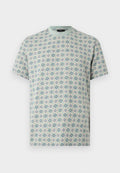Kurzärmeliges T-Shirt mit Rundhalsausschnitt und einem pastellblauen, grünen und cremefarbenen, karierten Blumenmosaikmuster auf hellem Hintergrund.
