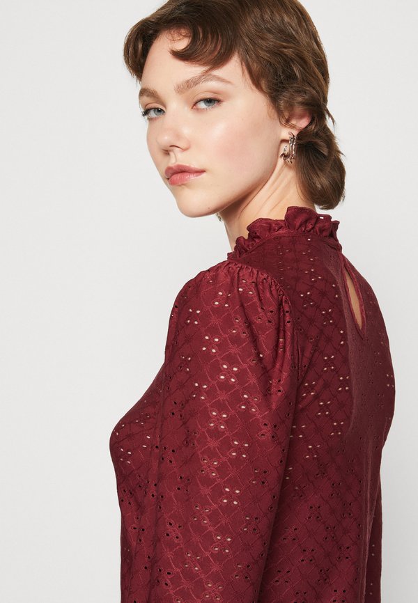 JDY CATHINKA L/S HIGHNECK TOP