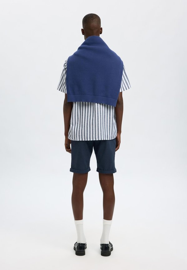 Selected LUTON FLEX NOOS